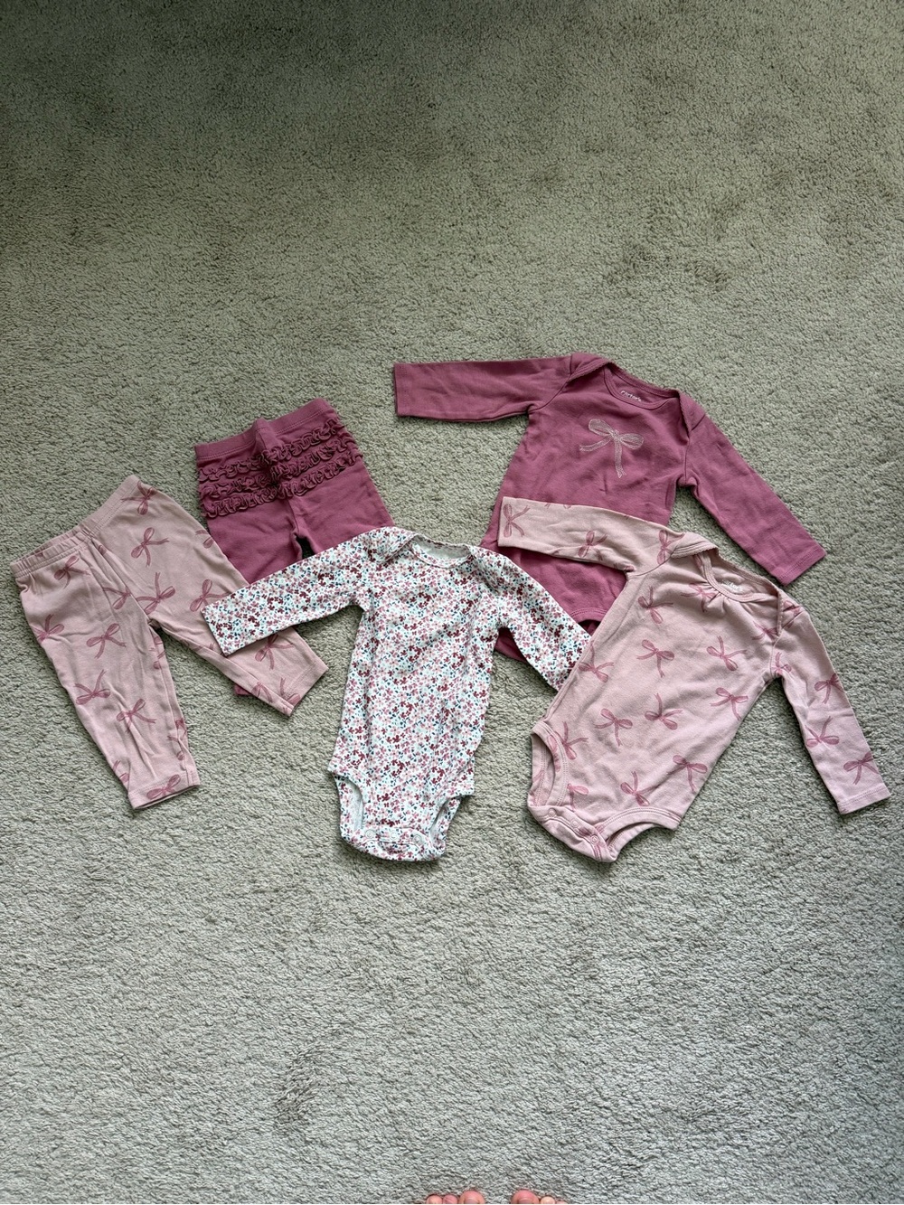 Brand New Without Tags Carter’s Just One You Long Sleeve Onesie & Pant Set of 5